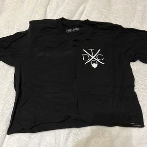 Black cropped T-shirt